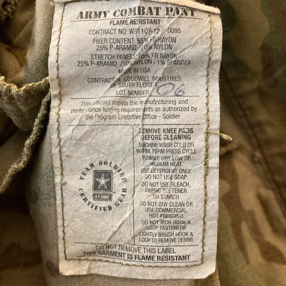 Mens Army Combat Camo FR Tactical Pants Cargo 30 x‎ 33 Flaw